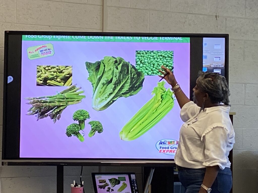 Lynnell Teaching